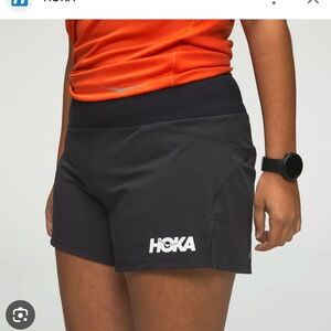 Hoka Women’s Performance Short Size small